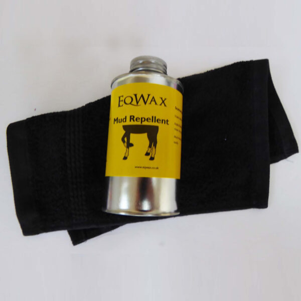 EqwAx mud repellent chiron Equestrian Lampeter natural skincare